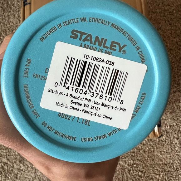 Stanley Flowstate Quencher 40oz Tumbler - Pool - Picture 5 of 6